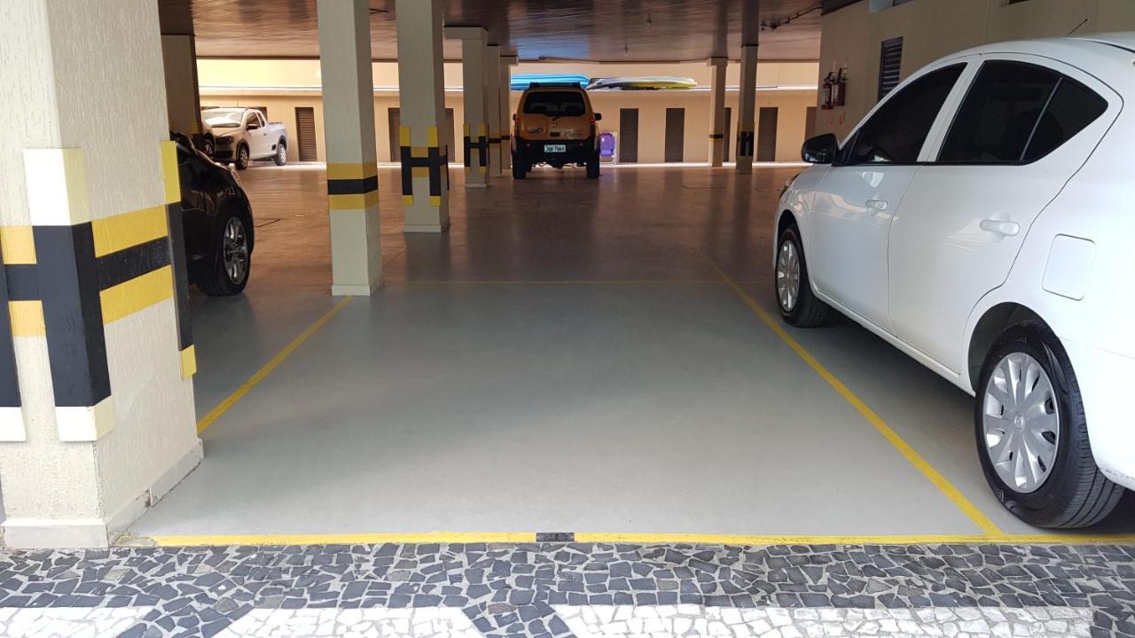 Apto em prédio frente mar, Meia Praia Itapema, 3 dorm, conforto para 8 pessoas Exterior foto