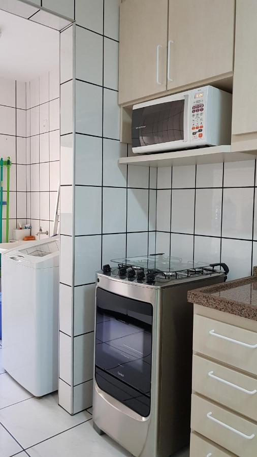 Apto em prédio frente mar, Meia Praia Itapema, 3 dorm, conforto para 8 pessoas Exterior foto