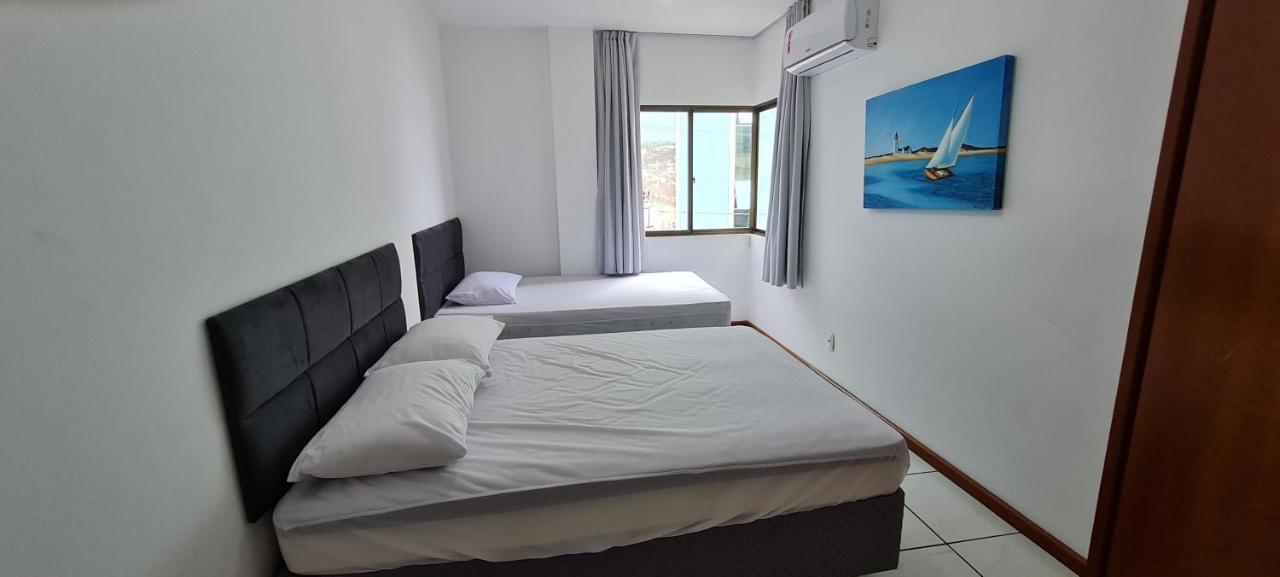 Apto em prédio frente mar, Meia Praia Itapema, 3 dorm, conforto para 8 pessoas Exterior foto